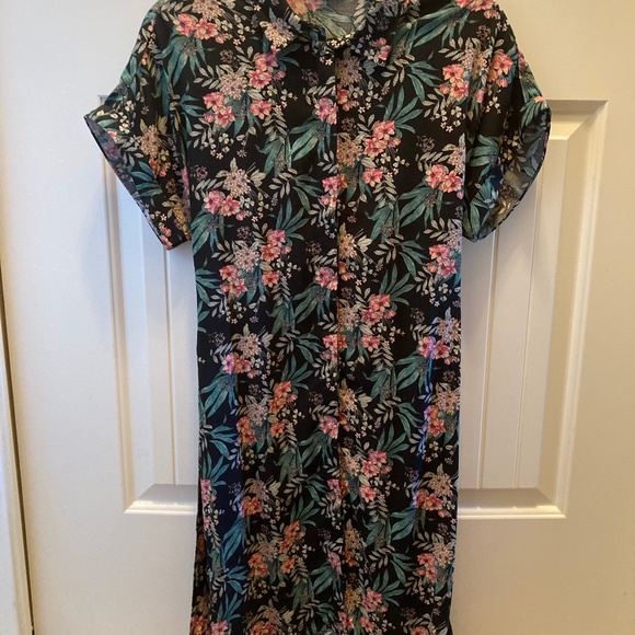 NEW Vero Mode Print Dress - Picture 4 of 6